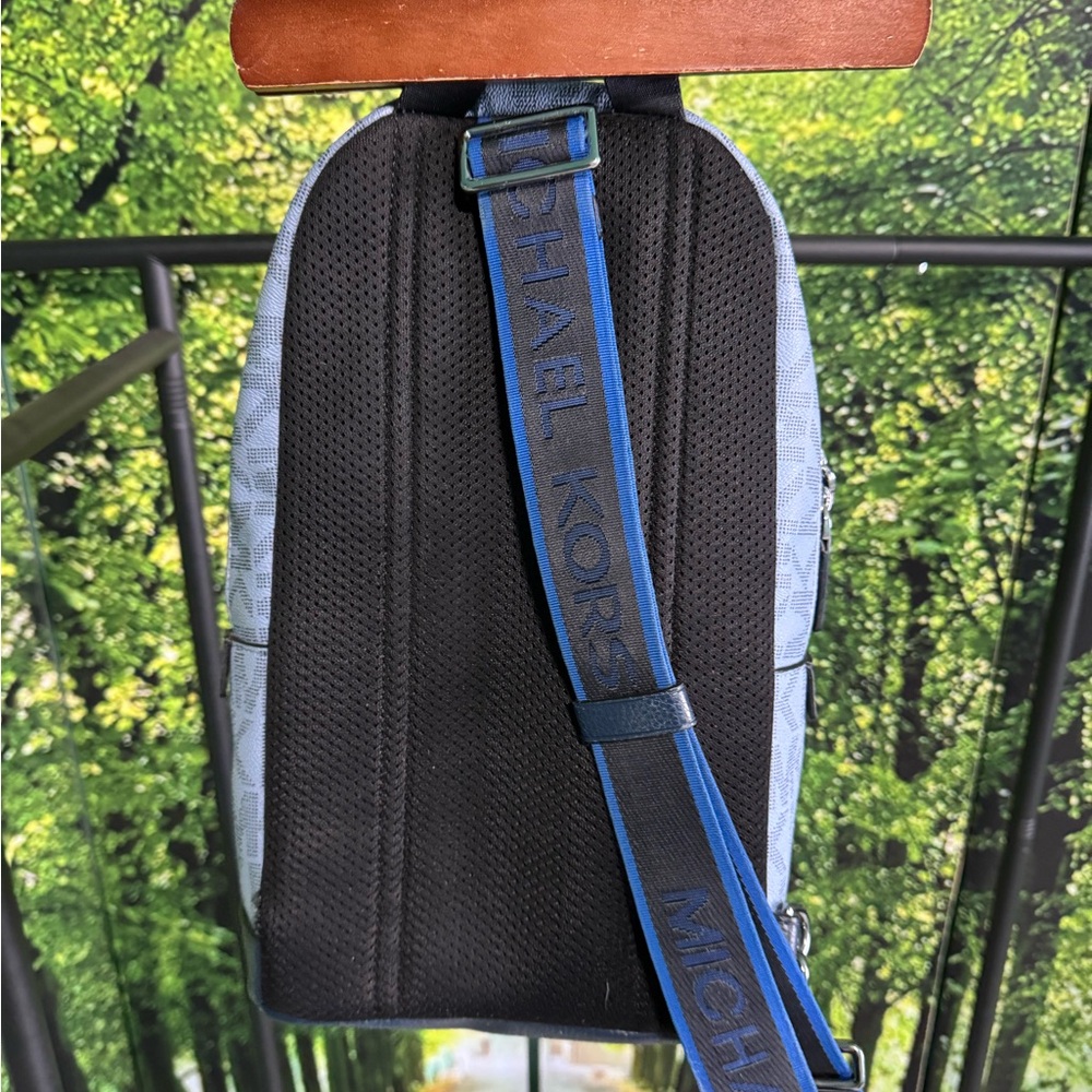 Michael Kors Gray and Blue Belt Bag - Picture 2 of 4